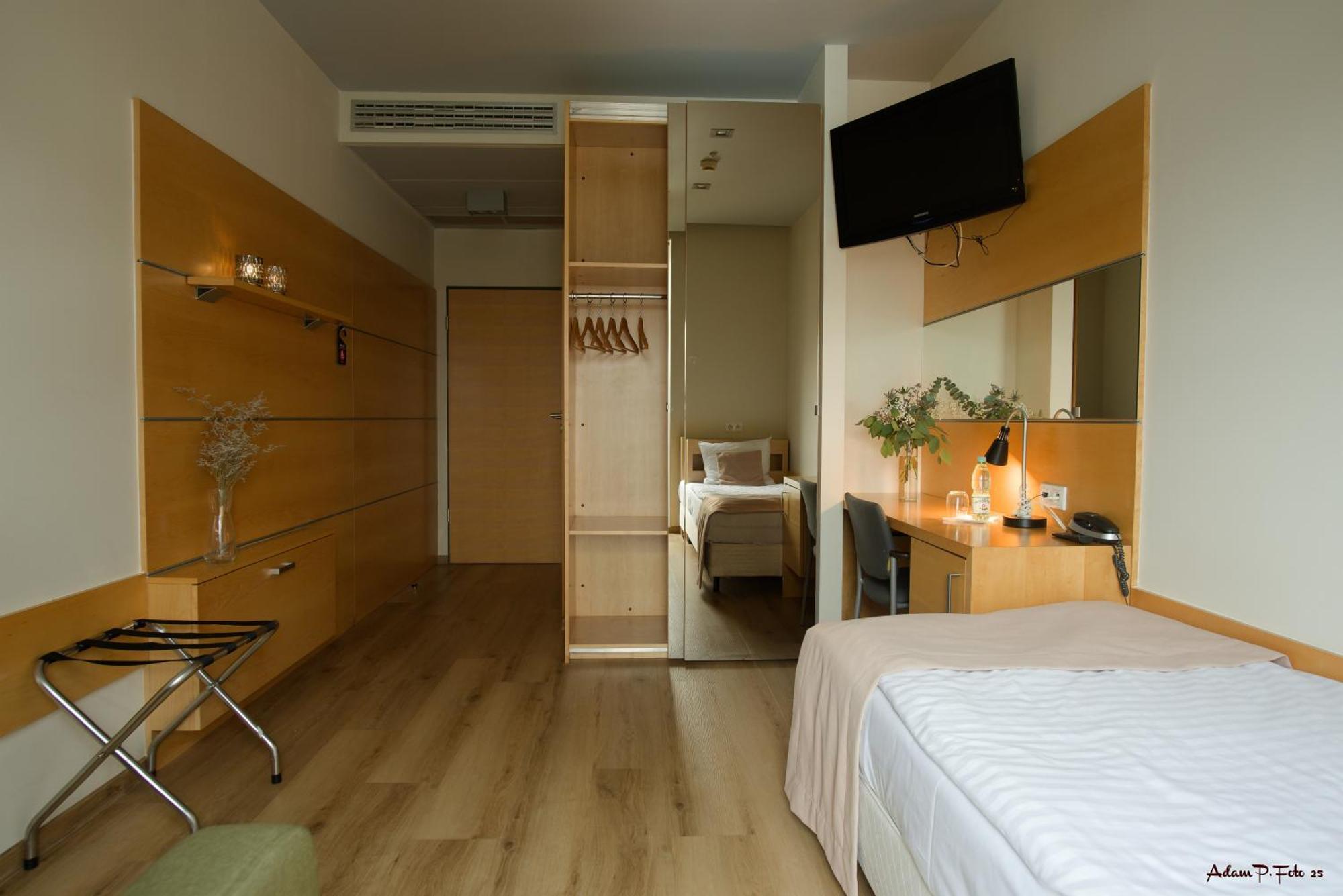 Hotel Kolna Krakau Buitenkant foto